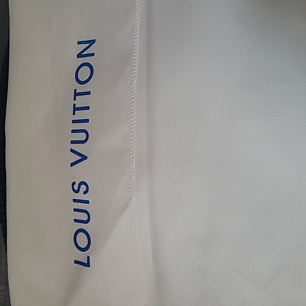 Louis Vuitton White and Blue Dust Bag